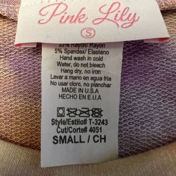 Pink Lily Rest and Relaxation oversized tie dye tee shirt, Size Small - Picture 9 of 11